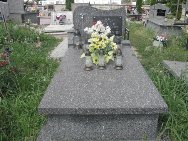 Grób Edmund Królik