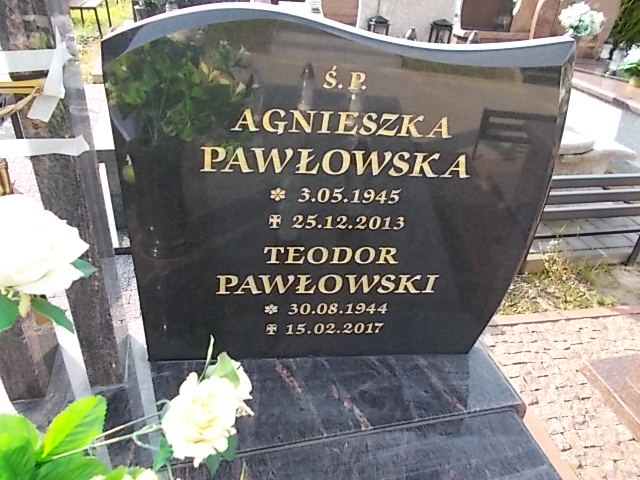 Agnieszka Pawłowska 1945 Płock - Grobonet - Wyszukiwarka osób pochowanych