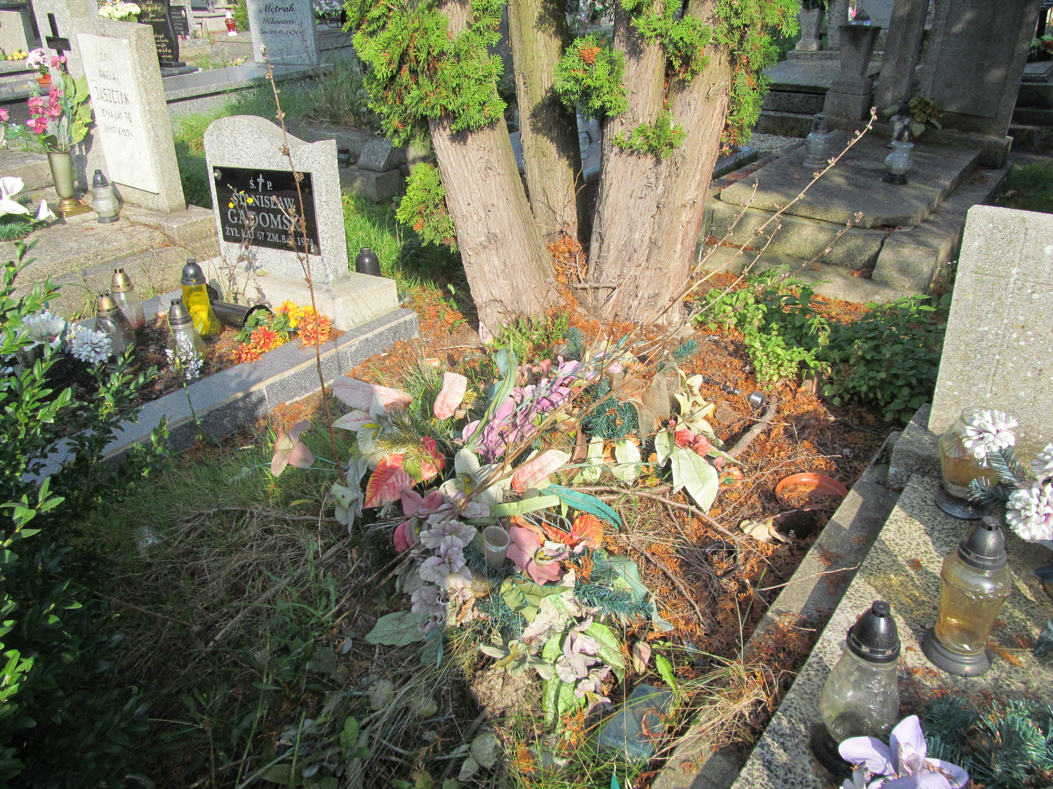 Jan Rutecki 1945 Płock - Grobonet - Wyszukiwarka osób pochowanych