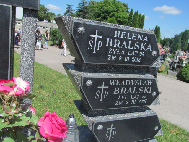 Grób Helena Bralska