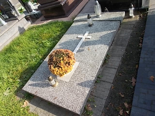 Grób Tadeusz Urbański