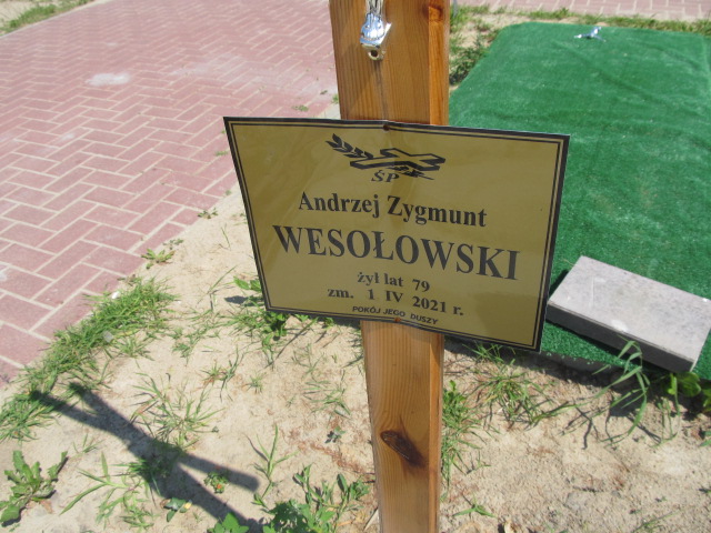 Grób Andrzej Wesołowski