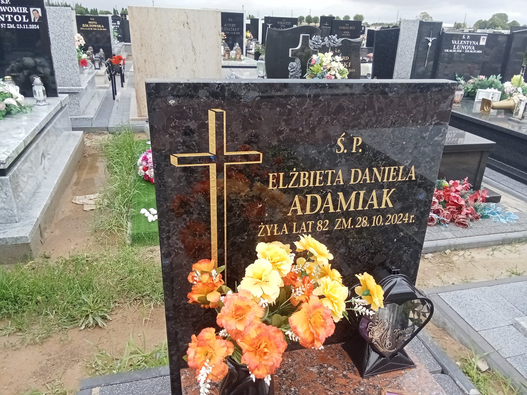 Elżbieta Adamiak 1942 Płock - Grobonet - Wyszukiwarka osób pochowanych