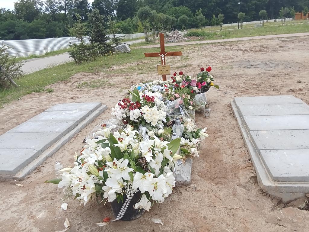 Grób Paweł Pietrzak