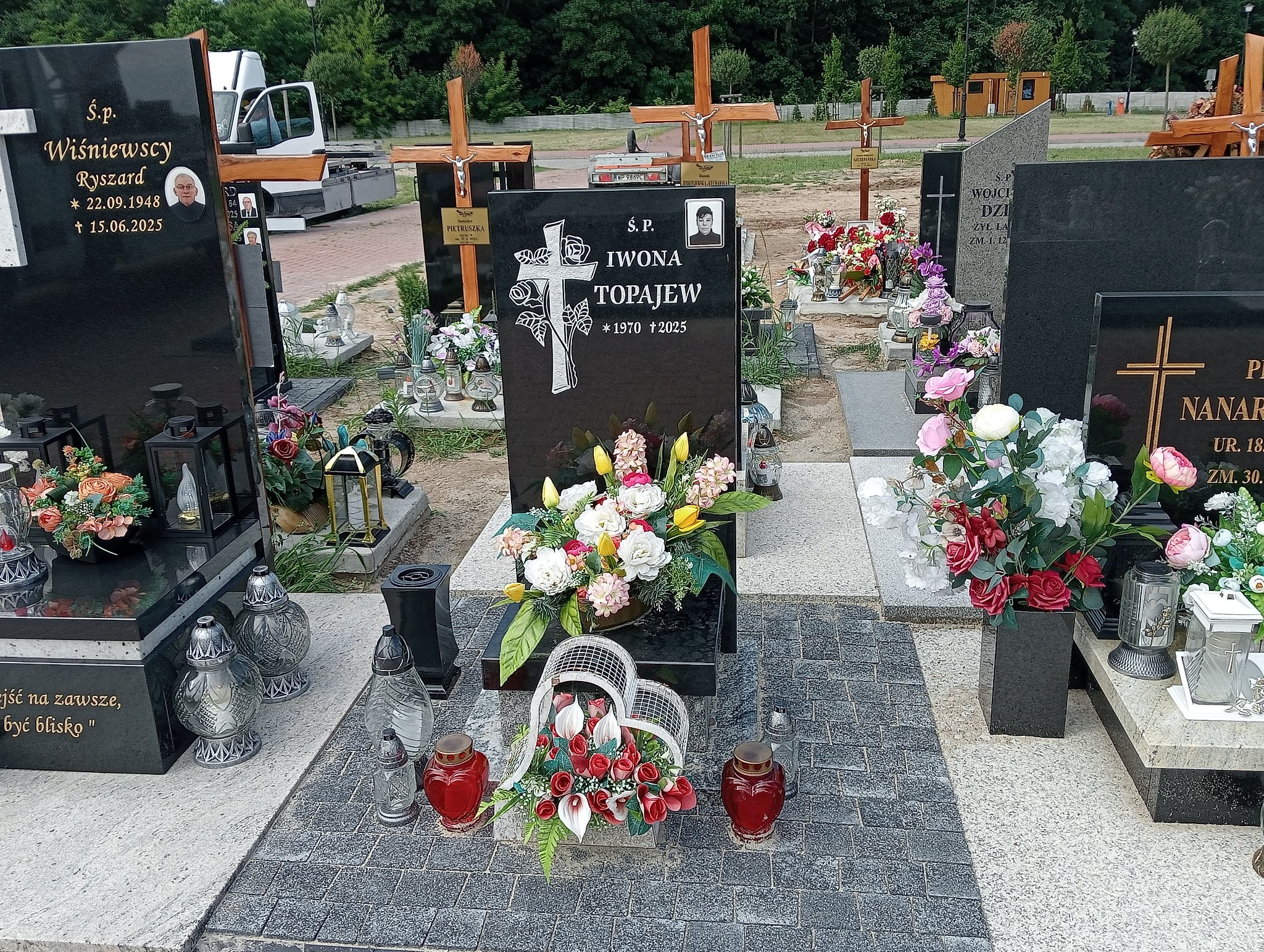 Grób Iwona Topajew